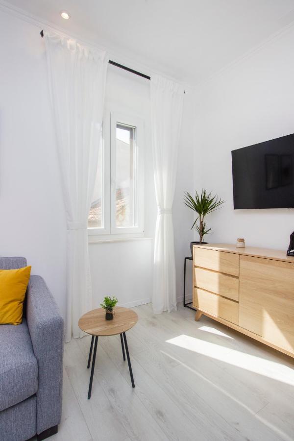 Apartment Ena ,City Center Šibenik Buitenkant foto